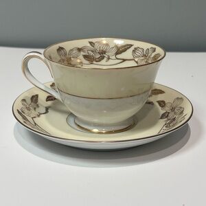 Noritake Floris China Japan Elegant Floral Teacup Cream Gold Dogwoods Saucer Set